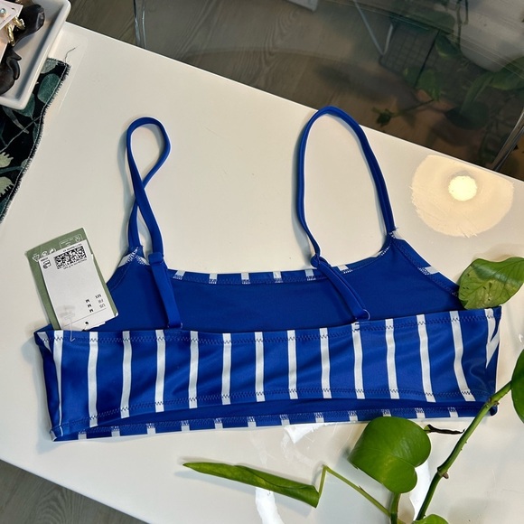 H&M Bikini Top NWT - Picture 2 of 2
